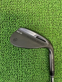 W-MOMENTウェッジのバックフェース部分