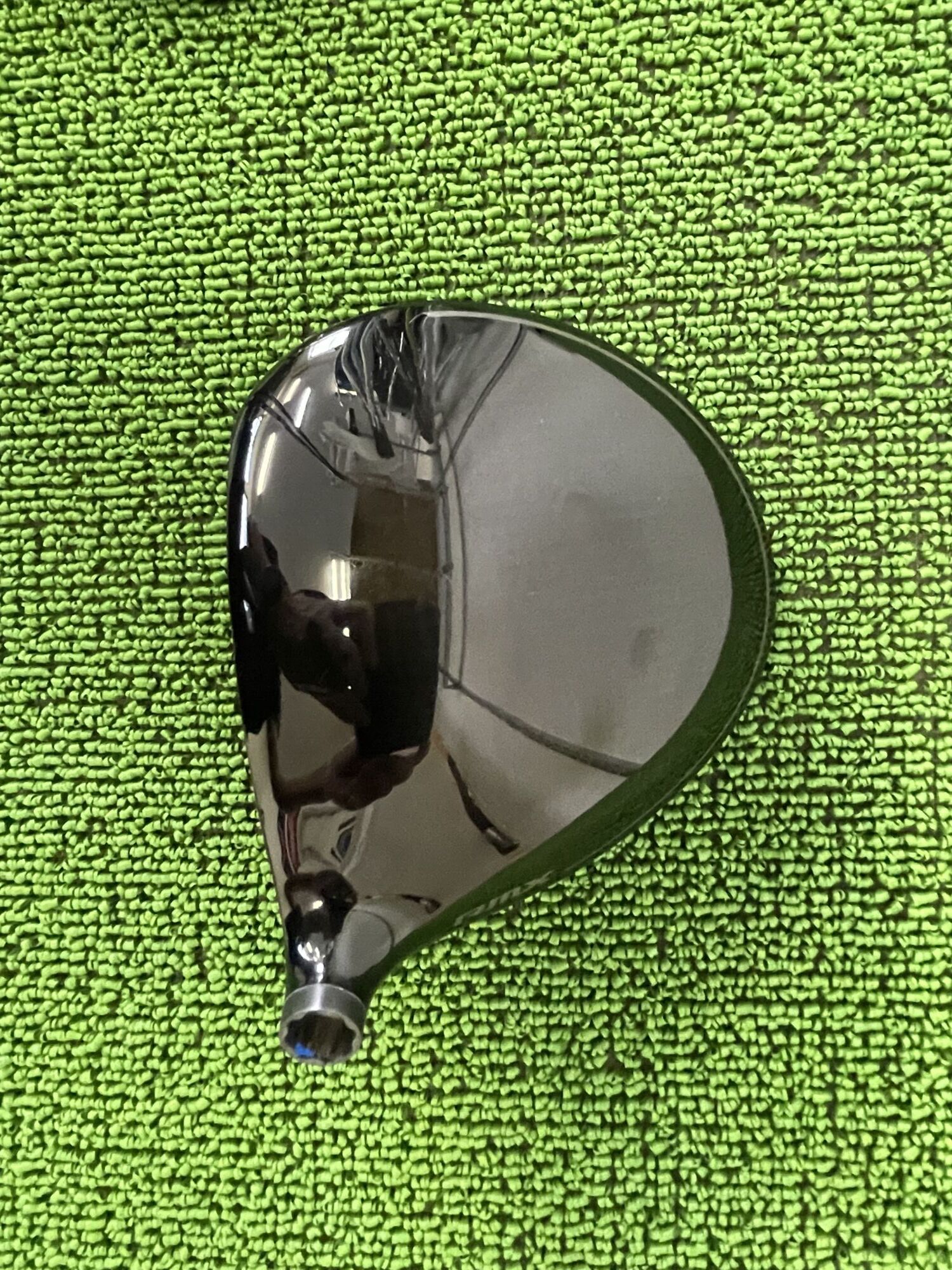 RMX DD-1ドライバーヘッドのクラウン部分