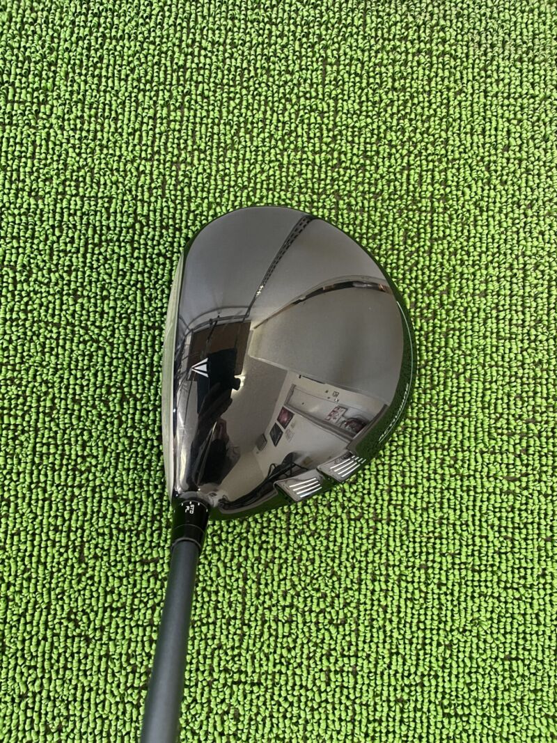 XXIO14ドライバーヘッドのクラウン部分