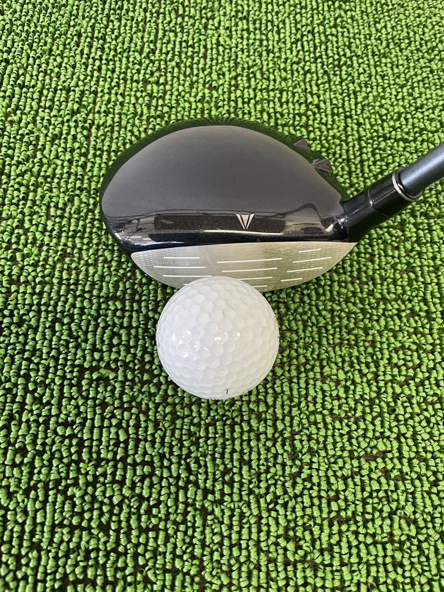 XXIO14フェアウェイウッドのフェース面とボール