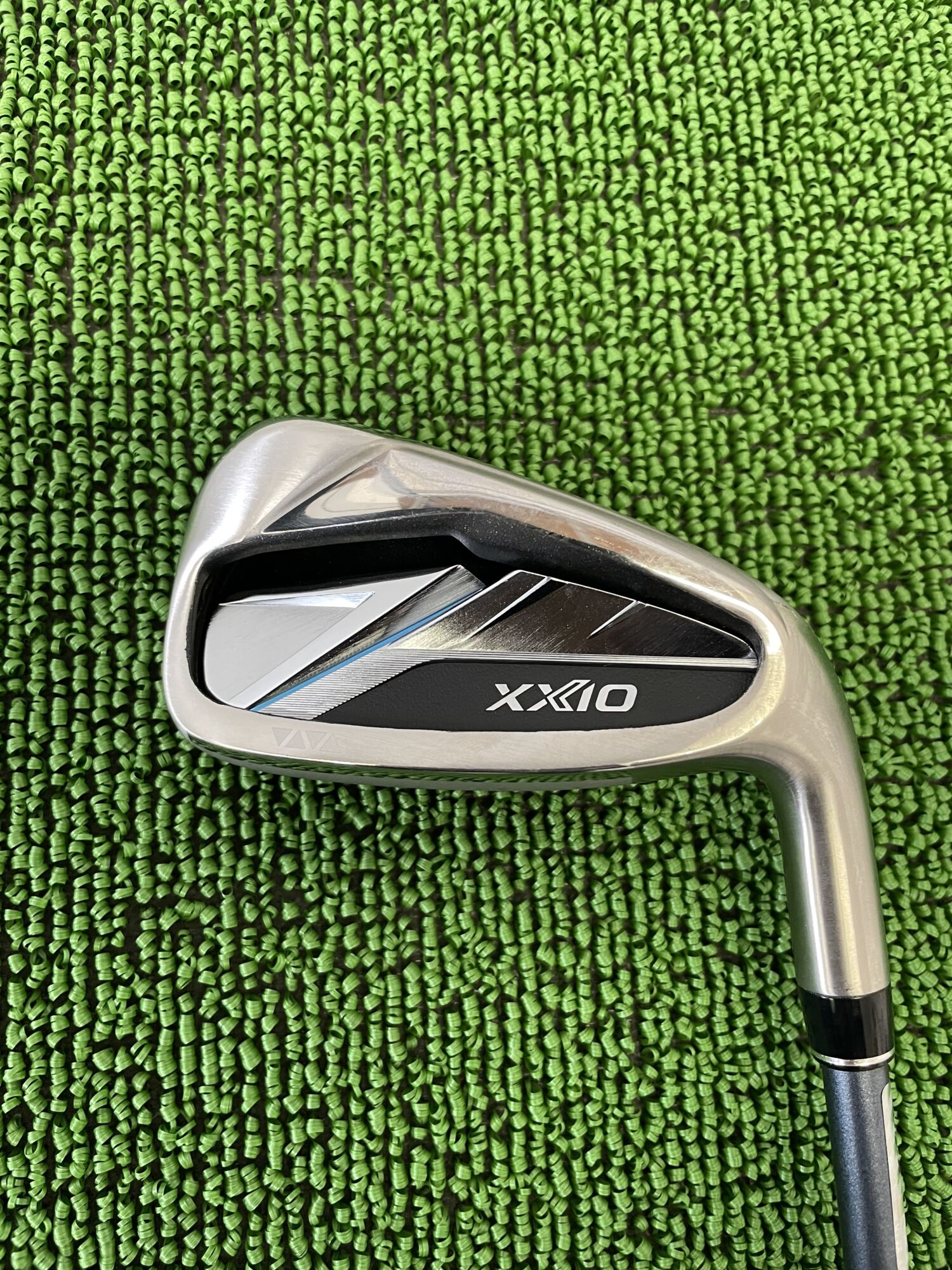 XXIO14アイアンヘッドのバックフェース