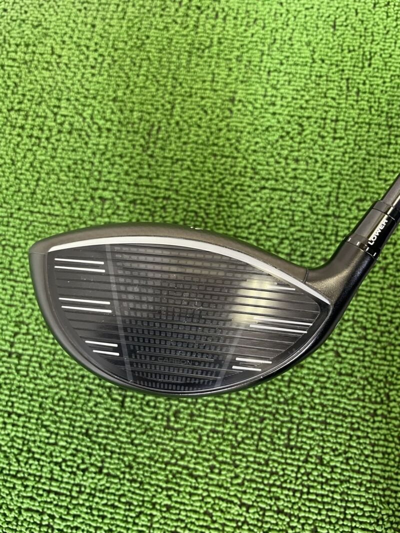 Qi4D MAXドライバーヘッドのフェース面