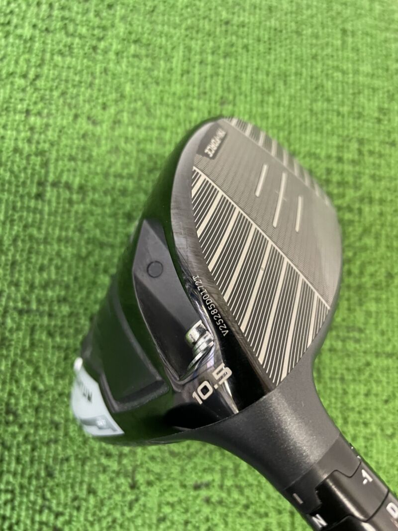 クアンタムマックスドライバーヘッドのフェース面とヒール部分