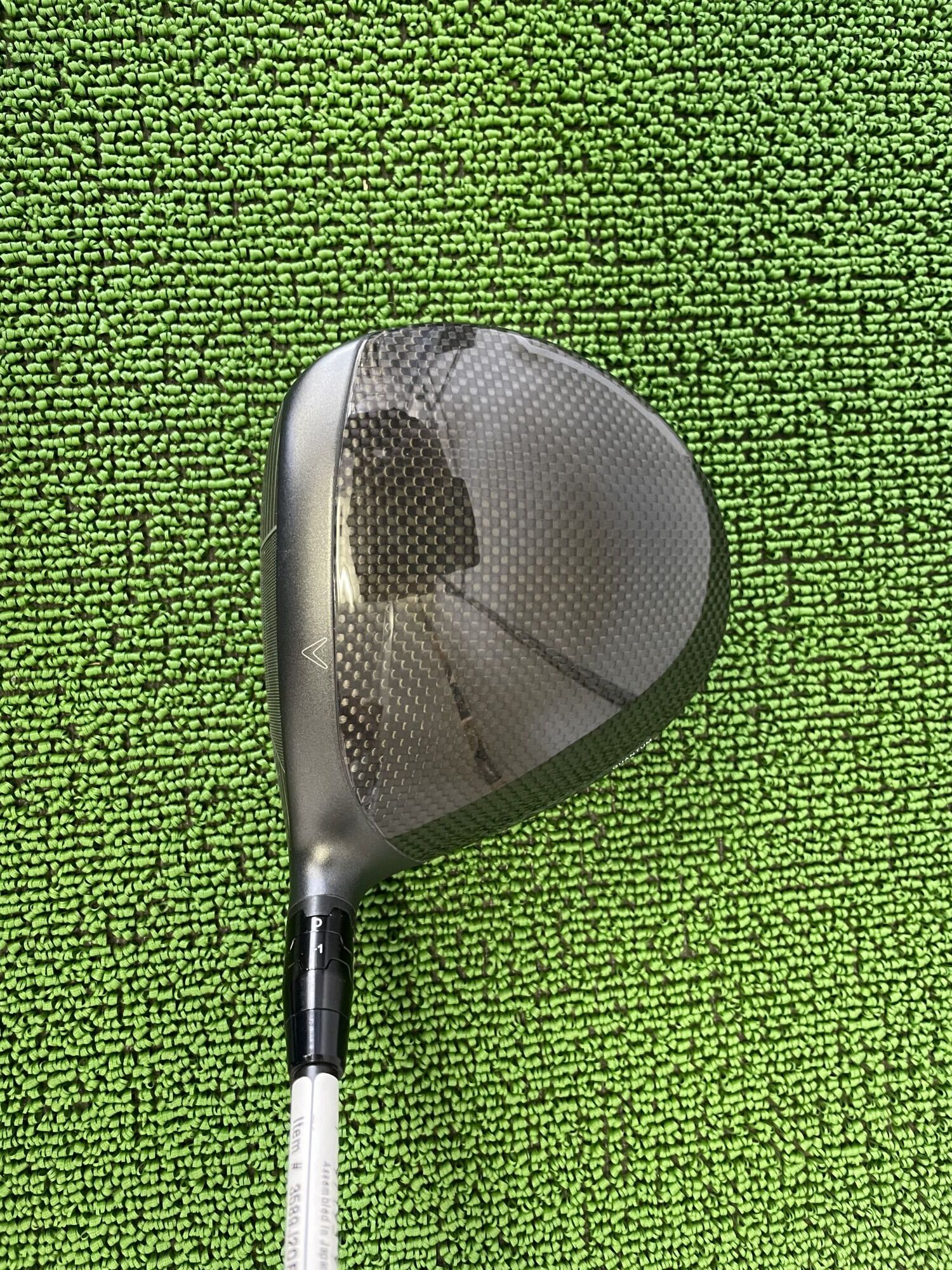 クアンタムマックスDドライバーヘッドのクラウン部分