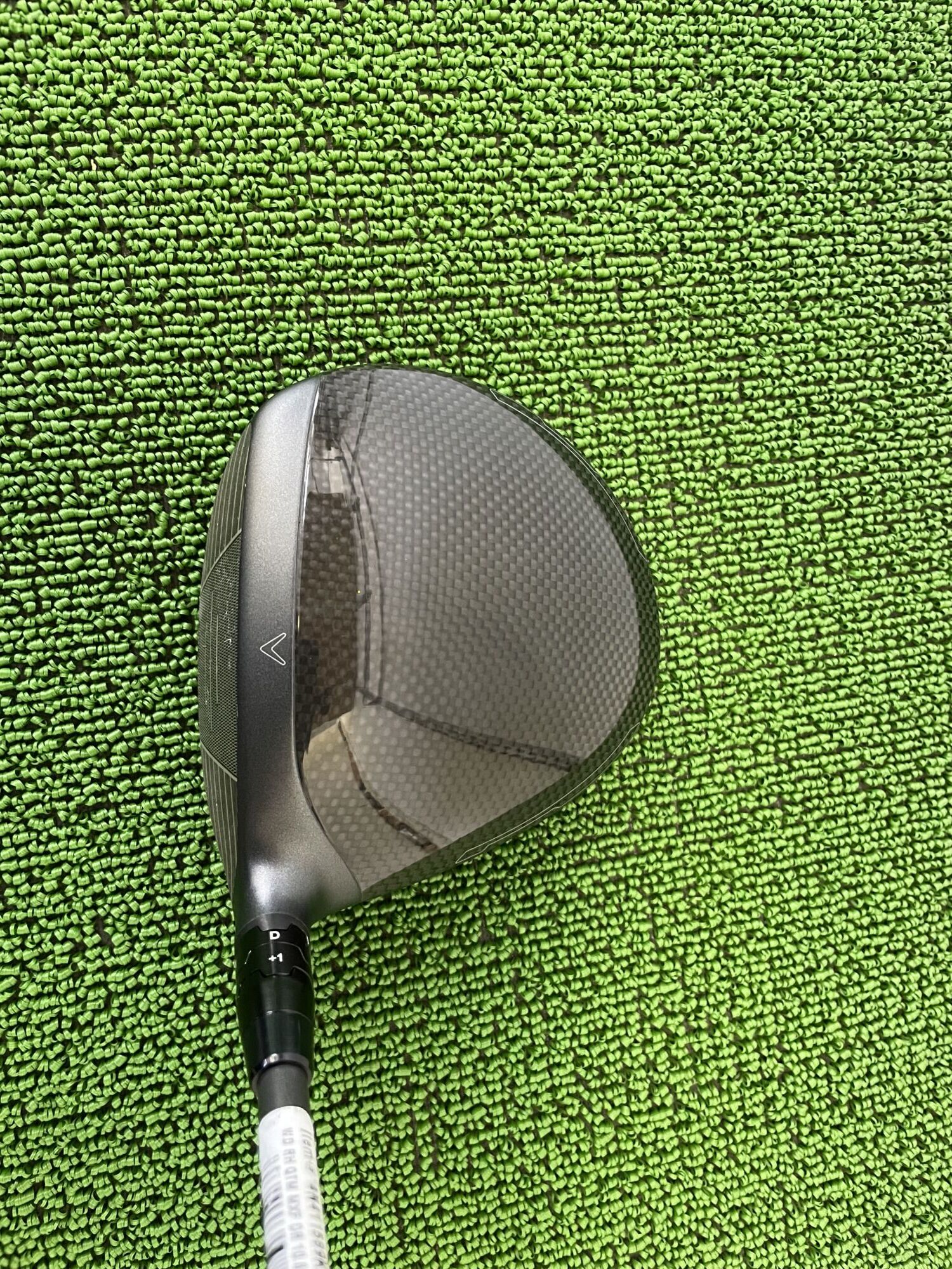 クアンタムマックスファストドライバーヘッドのクラウン部分