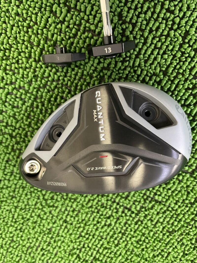 クアンタムMAXユーティリティのソール部分とウェイト