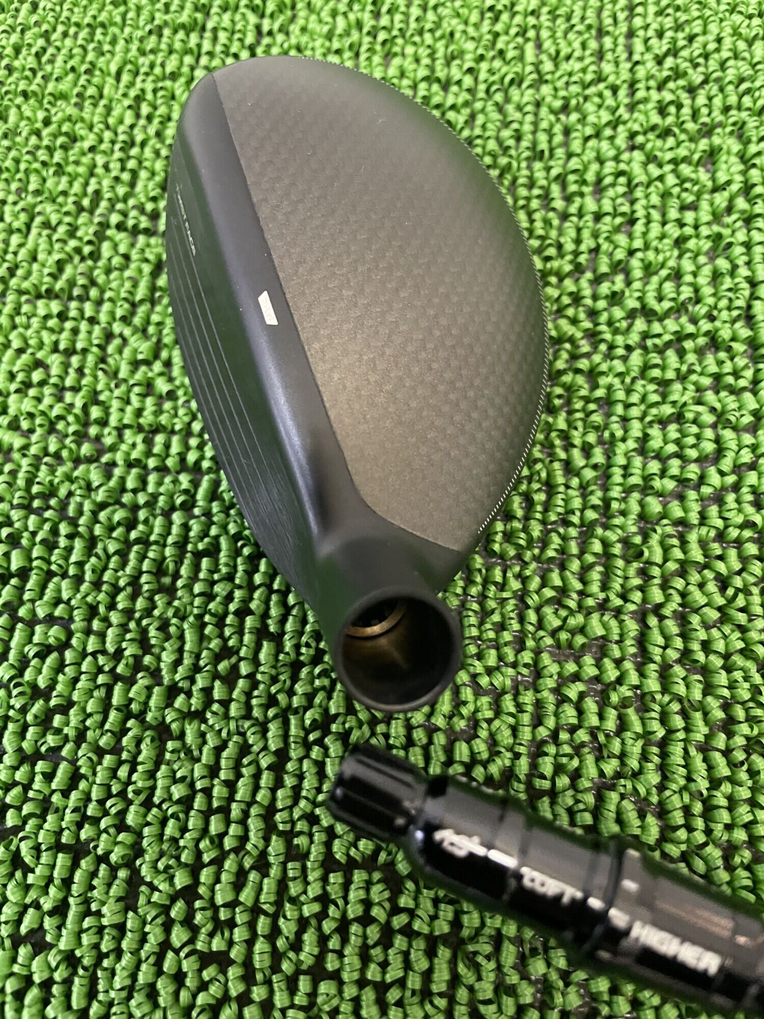 Qi4Dレスキューヘッドのクラウン部分とシャフトスリーブ