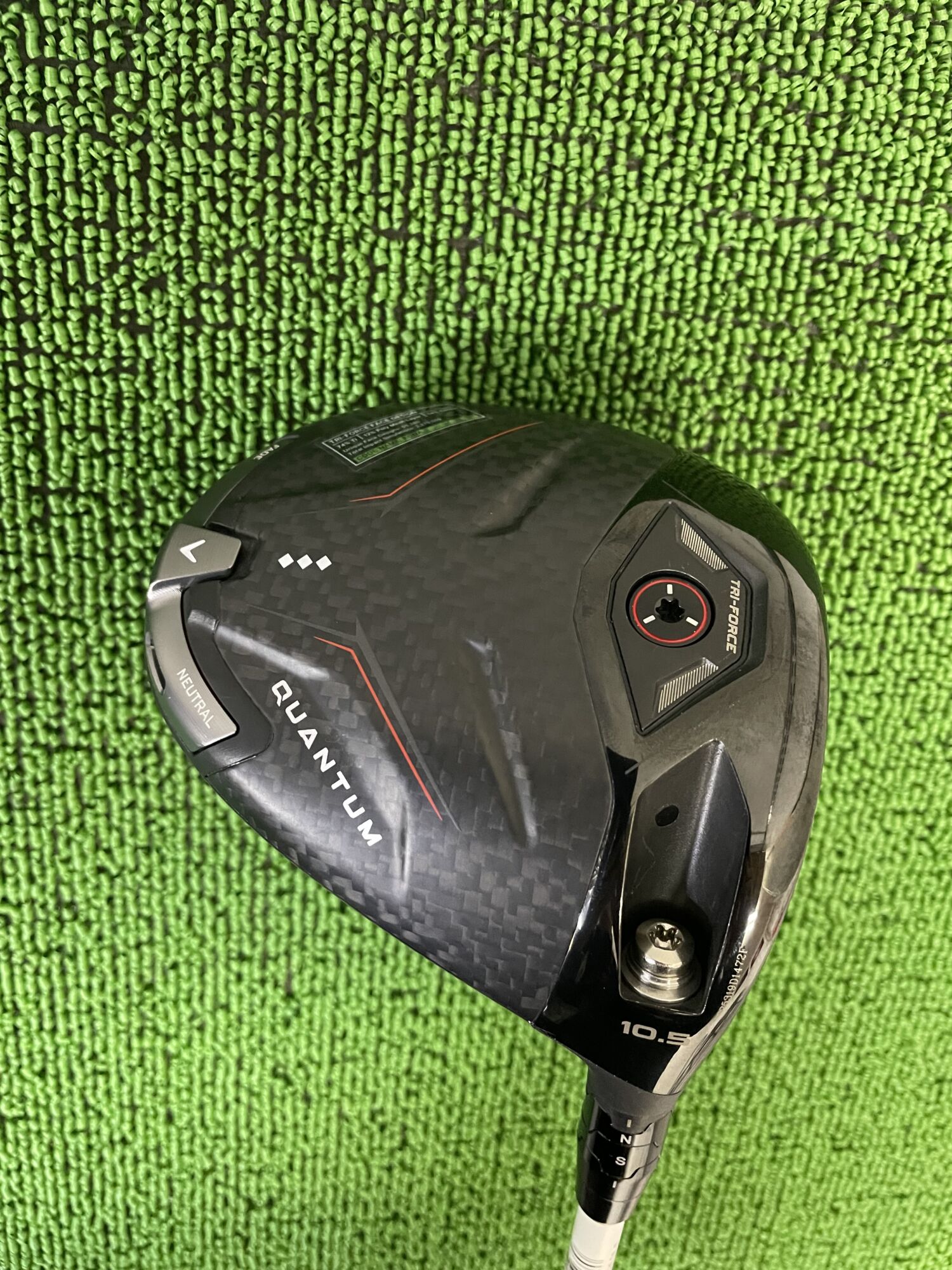 クアンタムトリプルダイヤドライバーヘッドのソール部分