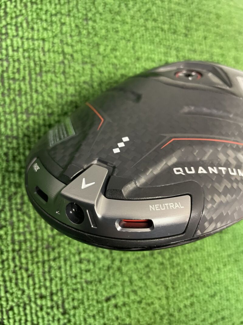 クアンタムトリプルダイヤドライバーヘッドのソール部分