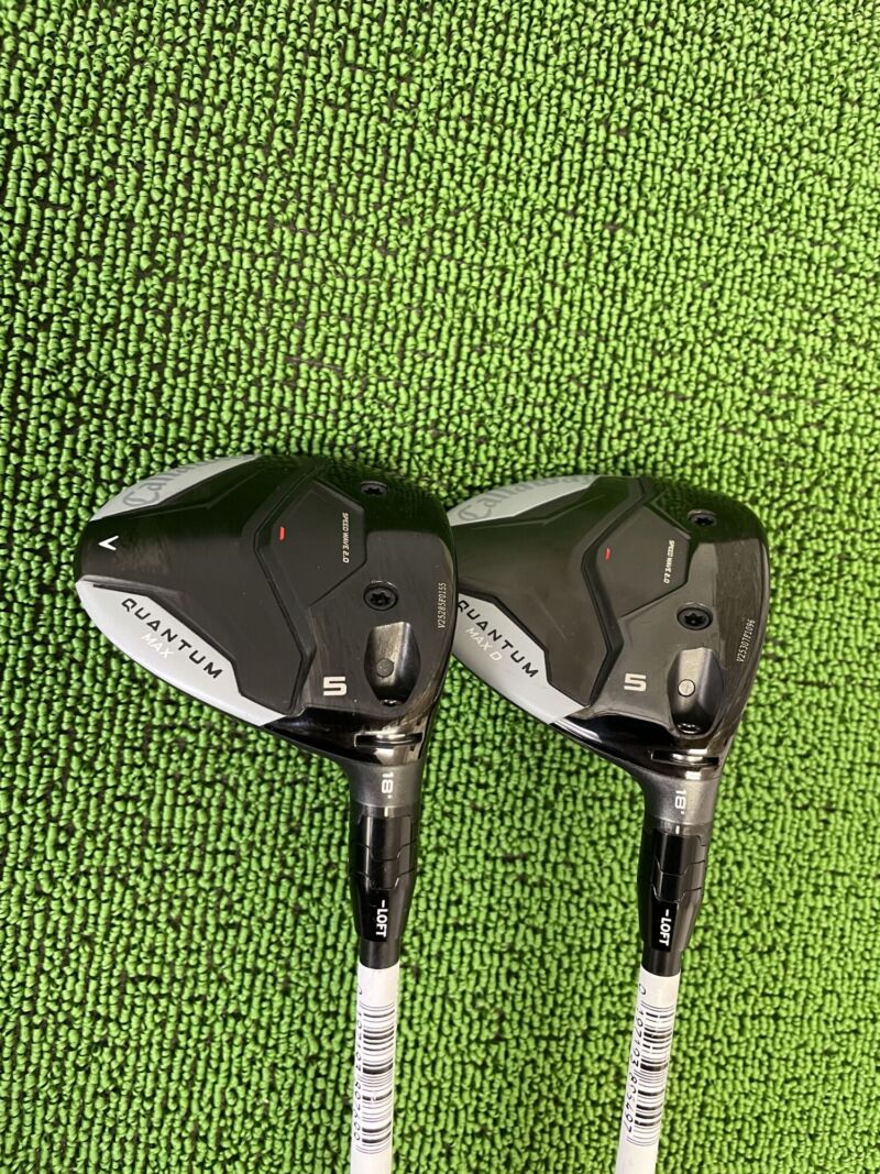 クアンタムフェアウェイウッドのヘッド（左 MAX　右 MAX D）のソール部分