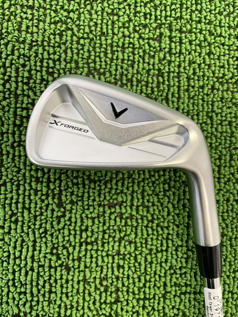 Xフォージドアイアンヘッドのバックフェース